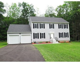 244 Fiske Hill Rd, Sturbridge, MA 01566