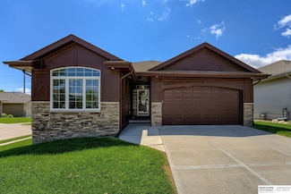 18855 Mason Plaza, Elkhorn, NE 68022