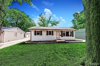 19 Weinel Ct, Caseyville, IL 62232