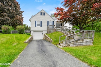 153 Elberon Ave, Pittsfield, MA 01201