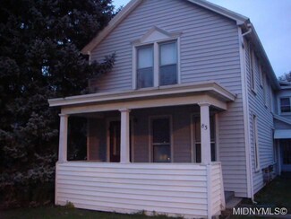 83 Main St, New York Mills, NY 13417