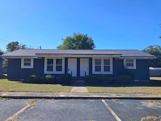 1103 Gaines Unit 2 Dr, Perry, GA 31069