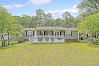 1188 Birch Dr, Summerton, SC 29148
