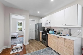 84 Neptune Ave Unit 2, Jersey City, NJ 07305