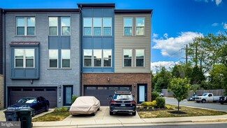9879 Buchanan Loop, Manassas, VA 20110
