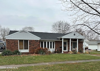 1218 Schultz St, Defiance, OH 43512