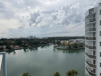 5838 Collins Ave Unit 10E, Miami Beach, FL 33140