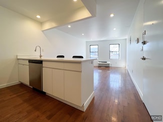 36-21 Review Ave Unit 2R, Long Island City, NY 11101