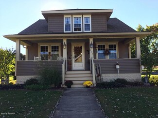 105 Kinsey St, Montgomery, PA 17752