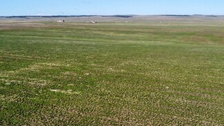 5 County Rd 125, Deer Trail, CO 80105
