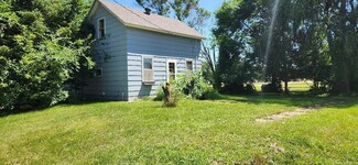 250 3rd Ave NW, Glenville, MN 56036