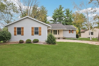 873 W Woodland Trail, Prairie Du Sac, WI 53578