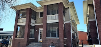 833 S 13th St, Lincoln, NE 68508