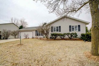 118 N High Point Rd, Madison, WI 53717