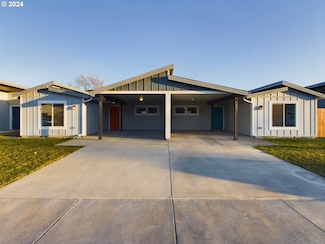 284 Merrick Ave, Umatilla, OR 97882