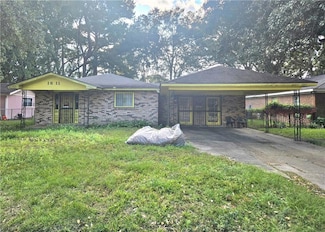 1611 Forrest St, Mobile, AL 36605