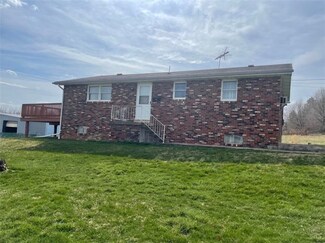 120 Scottdale Ave, Scottdale, PA 15683