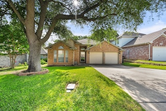 1459 Arbor Ridge Dr, Fort Worth, TX 76112