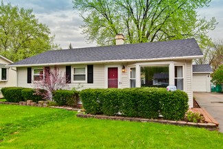 29635 N Oxford Dr Unit 2, Mundelein, IL 60060