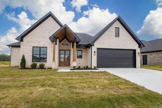 117 Corniche Ln, Maumelle, AR 72113