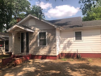 2612 E 17th Ave, Sheffield, AL 35660
