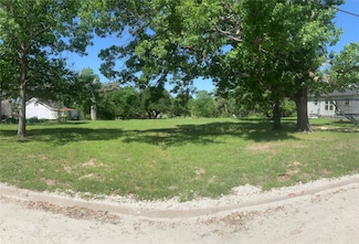 807 Southland Ave, Marlin, TX 76661