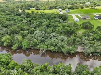 11 River Hollow Way, Blessing, TX 77465