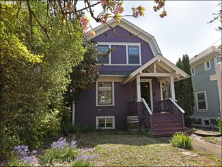 3836 SE Yamhill St, Portland, OR 97214