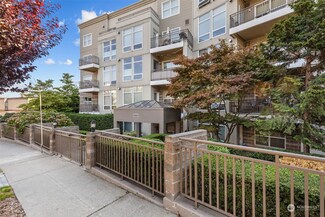 3221 SW Avalon Way Unit 204, Seattle, WA 98126