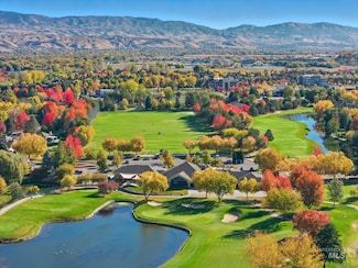 1007 W Oakhampton Dr, Eagle, ID 83616