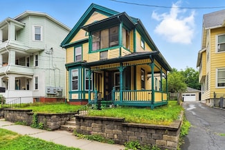 112 Grape St, Chicopee, MA 01013