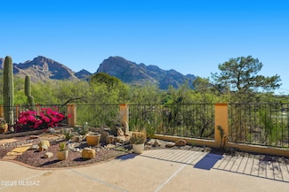 848 E Camino Diestro, Tucson, AZ 85704