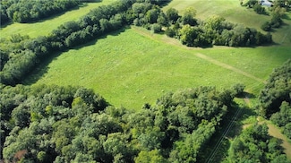 425 SE 611th Rd, Clinton, MO 64735