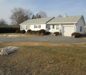 136 Brattleboro Rd, Hinsdale, NH 03451