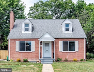 3034 Fenwick Rd, Falls Church, VA 22042