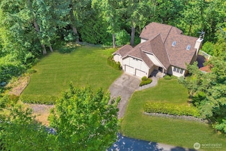 19914 SE 210th St, Maple Valley, WA 98038