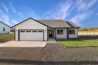 1873 Conifer Dr, Paradise, CA 95969