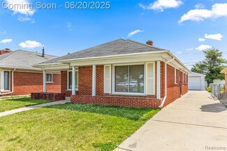 5944 Hubbell St, Dearborn Heights, MI 48127
