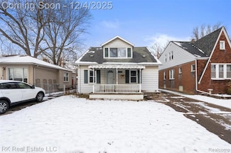 1125 E Hayes Ave, Hazel Park, MI 48030