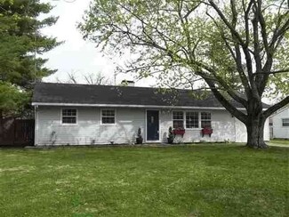 208 N Taft Rd, Muncie, IN 47304