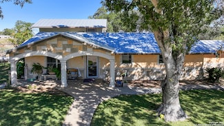 4720 Rakowitz Rd, Adkins, TX 78101