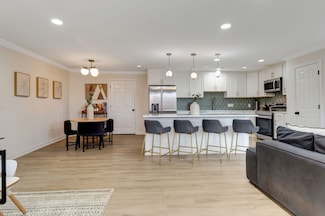 312 Rebecca St, Nashville, TN 37216