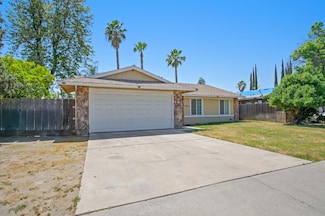 3001 Secretariat Dr, Atwater, CA 95301