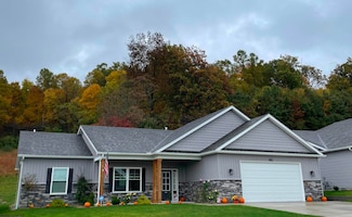 222 Crimson Ln, Bridgeport, WV 26330