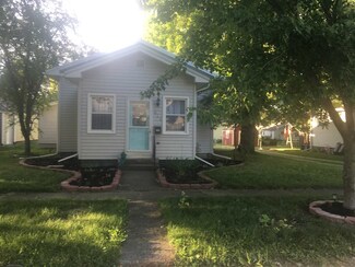 311 W Elm St, Flora, IN 46929