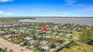 1115 Hernando St, Fort Pierce, FL 34949