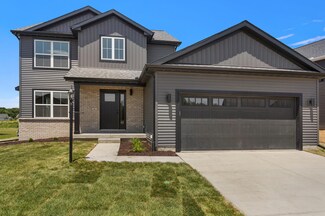 6 Prairie Trail, Monticello, IL 61856