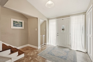 7659 Edgewood Ln, Seven Hills, OH 44131