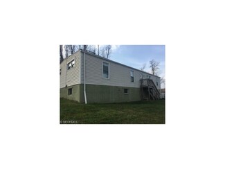 56110 Buckeye Run Rd, Bridgeport, OH 43912