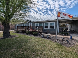 21 Spruce Ln, Linn Valley, KS 66040